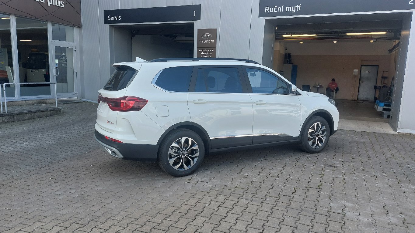 Vozidlo SWM G05 PRO