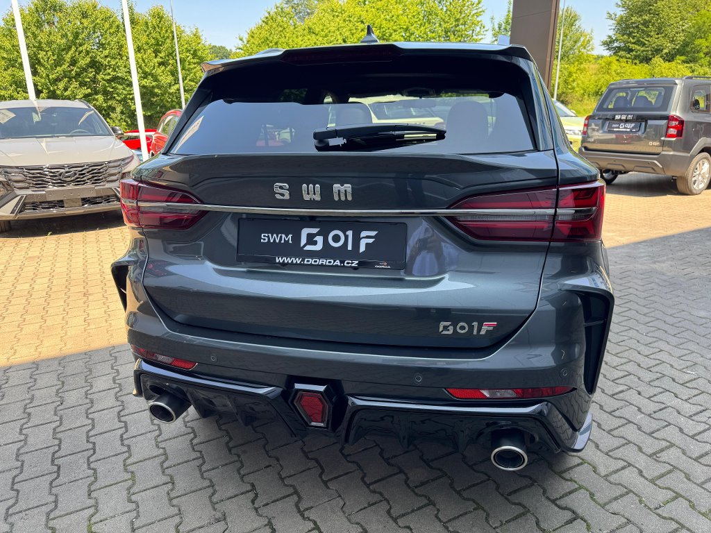 Vozidlo SWM G01F