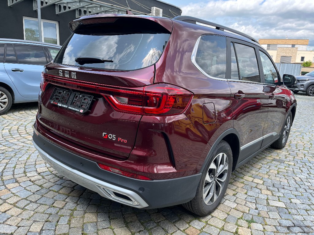 Vozidlo SWM G05 PRO